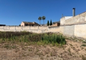Земля на продажу у города La Roda de Andalucía. Фото