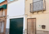 Земля на продажу у города La Roda de Andalucía. Фото