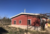 Chalet independiente con terreno en venta en Hellín ref: TR180780 foto
