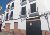 Участок с постройкой на продажу в городе Cartaya. Фото