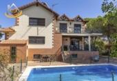 Chalet independiente con terreno en venta en Aljaraque ref: TR405059 foto