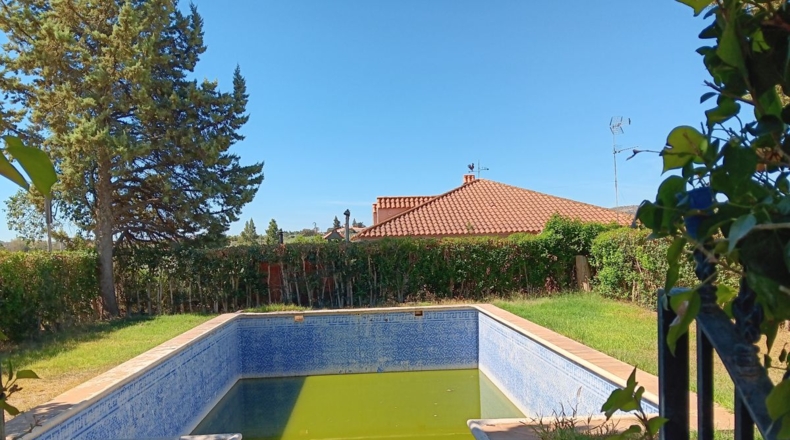 Badajoz - Villafranca de los Barros - 4300m2
