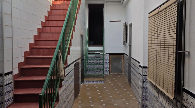 Бадахос - Villafranca de los Barros - 182m2