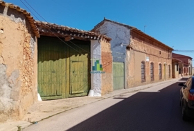 Casas de Fernando Alonso 1500&nbsp;м²