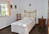 Chalet independiente con terreno en venta en Benajarafe ref: TR202491 foto