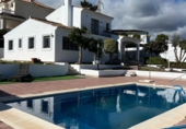 Xalet independent amb terreny en venda a la España, Estepona, ref.: TR363348 foto
