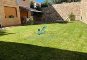 Chalet independiente con terreno en venta en Rivas-Vaciamadrid ref: TR186631 foto