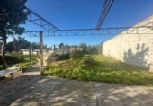 Отдельно стоящий дом с участком на продажу в городе Кордова. Фото