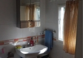 Отдельно стоящий дом с участком на продажу в городе Кордова. Фото