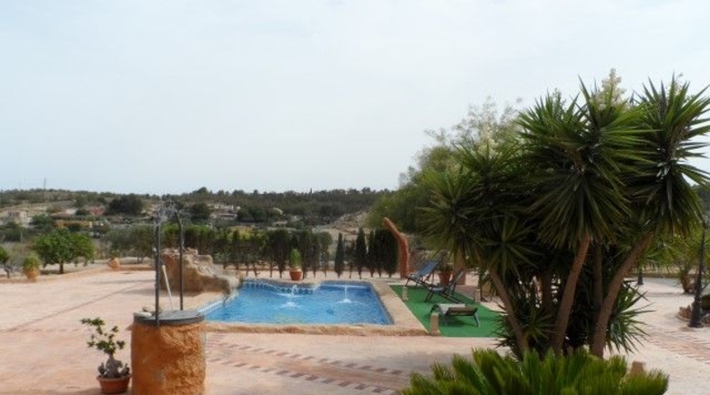 Alicante - Elche - 10000m2