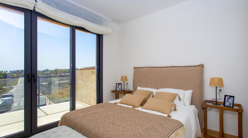 Alicante - Monforte del Cid - 240m2