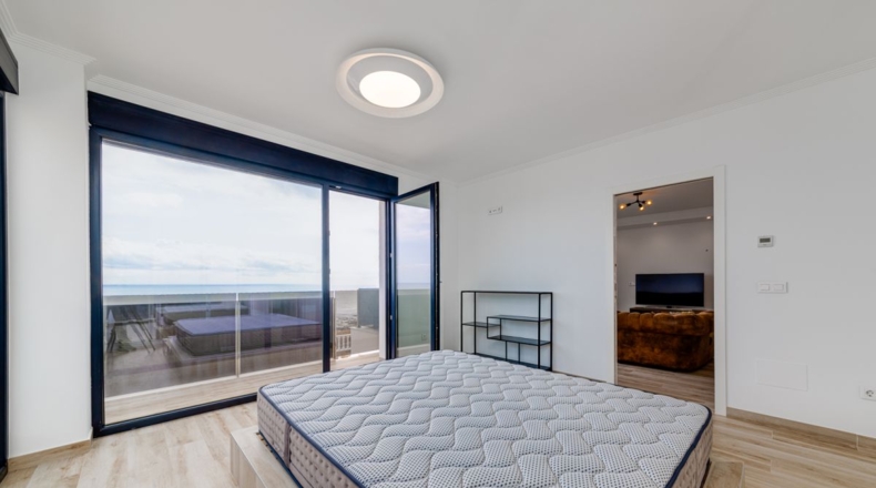Alicante - Torrevieja - 324m2