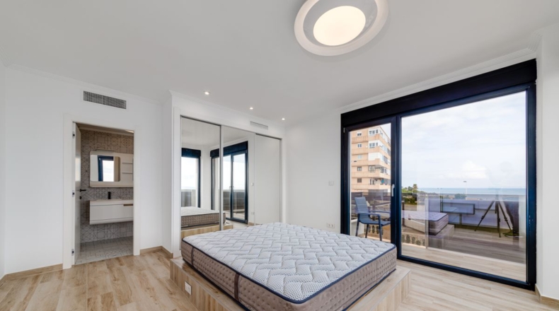 Alicante - Torrevieja - 324m2