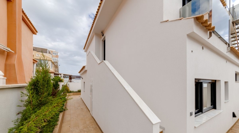 Alicante - Torrevieja - 324m2