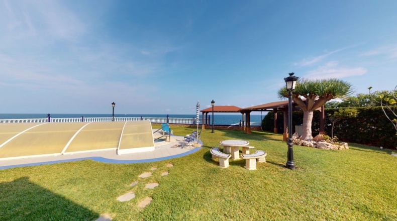 Alicante - Cabo Roig - 1500m2