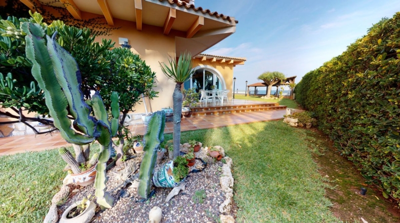 Alicante - Cabo Roig - 1500m2
