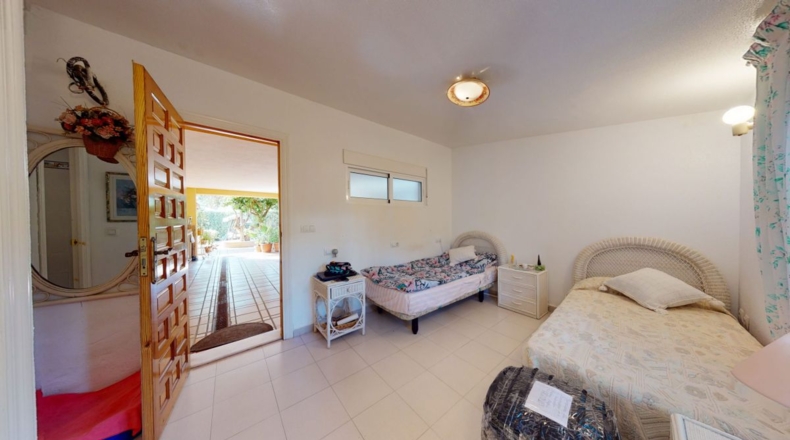 Alicante - Cabo Roig - 1500m2