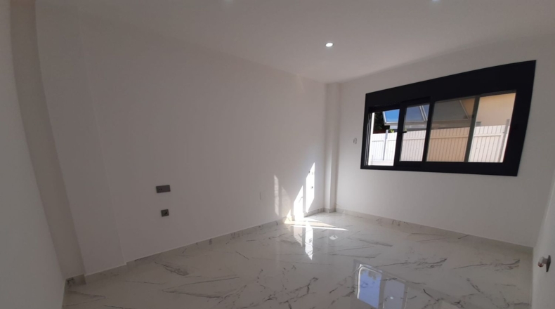 Аликанте - Orihuela - 700m2