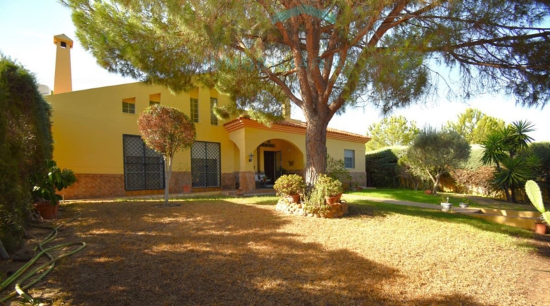 Huelva - Dehesa Golf - 1250m2