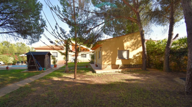 Huelva - Dehesa Golf - 1250m2