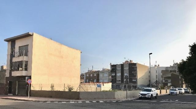 Castellón - Barri Bellaguarda - 359m2