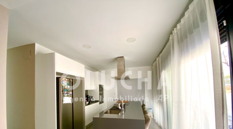 Кастельон - Benicasim - 657m2
