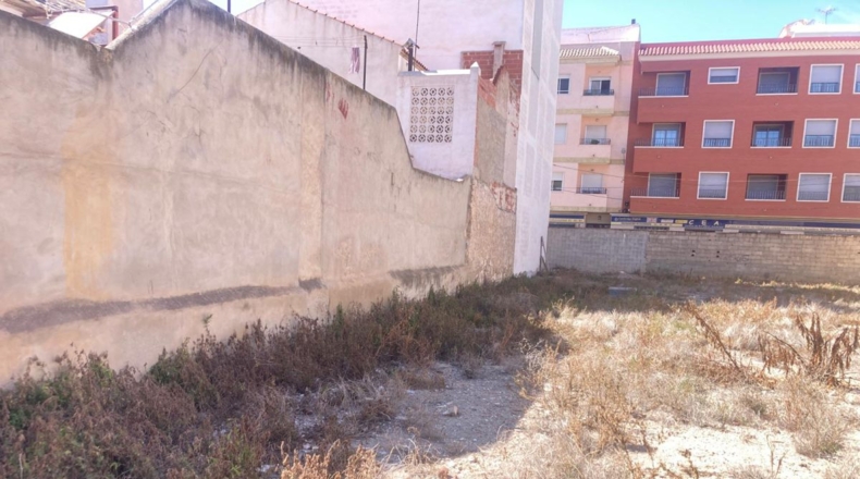 Alicante - Almoradí - 650m2