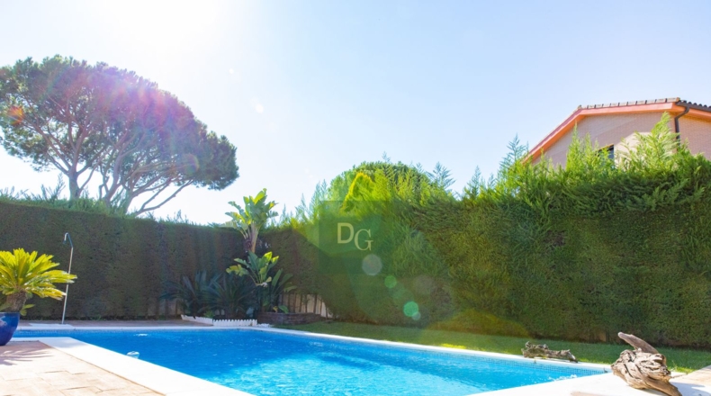 Huelva - Dehesa Golf - 1204m2