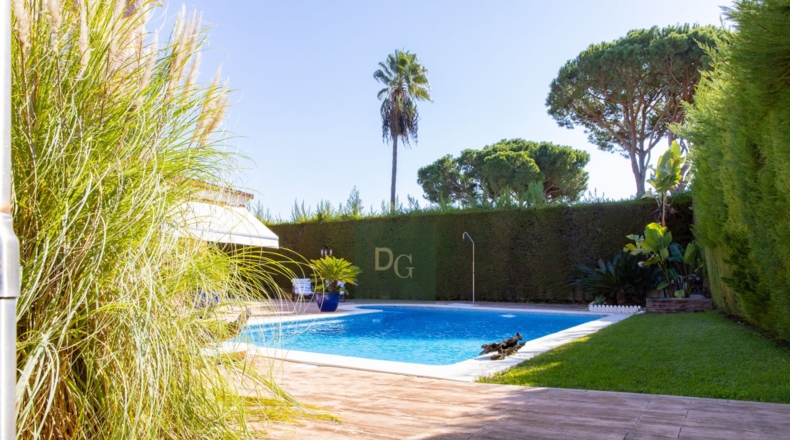 Huelva - Dehesa Golf - 1204m2
