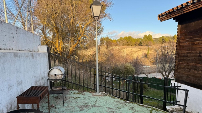 Cuenca - Tinajas - 1400m2