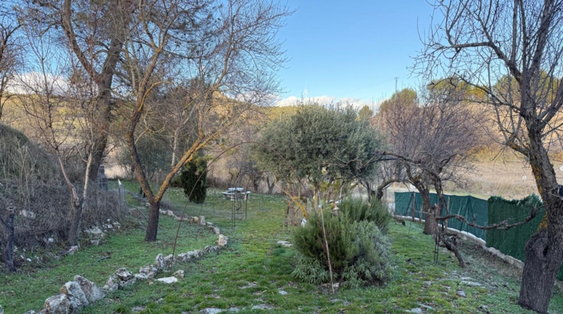 Cuenca - Tinajas - 1400m2