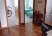 Отдельно стоящий дом с участком на продажу в городе Arganza Фото