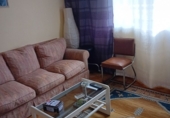 Отдельно стоящий дом с участком на продажу в городе Arganza Фото