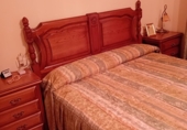 Chalet independiente con terreno en venta en la España, Carracedelo, ref: TR254693 foto