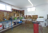 Отдельно стоящий дом с участком на продажу в городе Альбасете. Фото