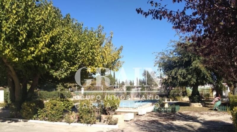 Albacete - Albacete - 2978m2
