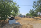 Отдельно стоящий дом с участком на продажу в городе Альбасете. Фото
