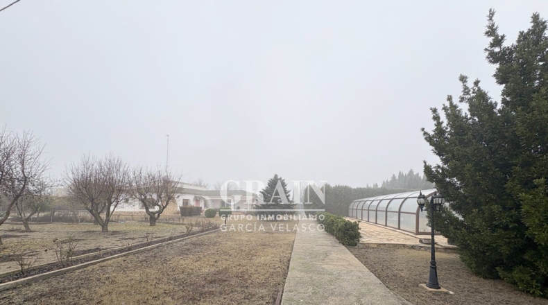 Albacete - Альбасете - 1052m2