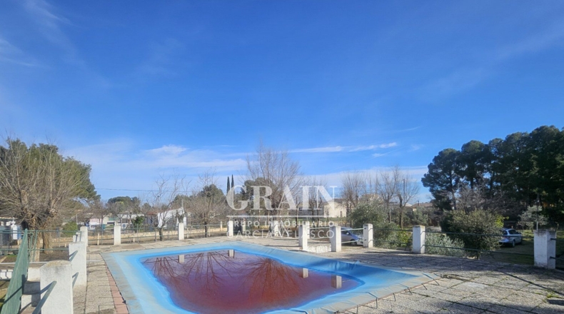 Albacete - Albacete - 3200m2