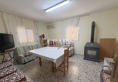 Chalet independiente con terreno en venta en Albacete ref: TR372923 foto