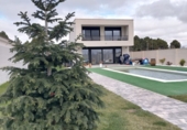 Chalet independiente con terreno en venta en Albacete ref: TR390883 foto