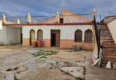 Xalet independent amb terreny en venda a Granja de Torrehermosa ref.: TR209497 foto