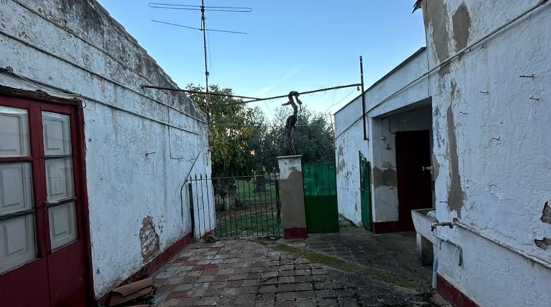 Badajoz - Azuaga - 853m2