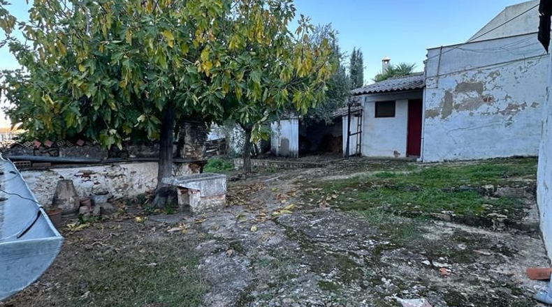 Badajoz - Azuaga - 853m2