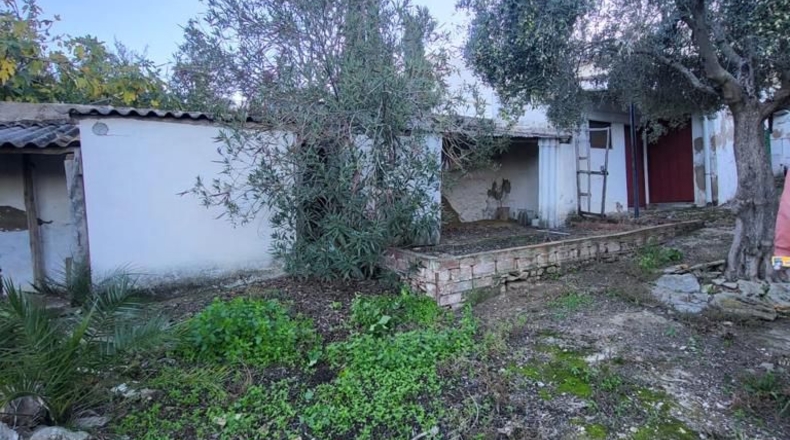 Badajoz - Azuaga - 853m2
