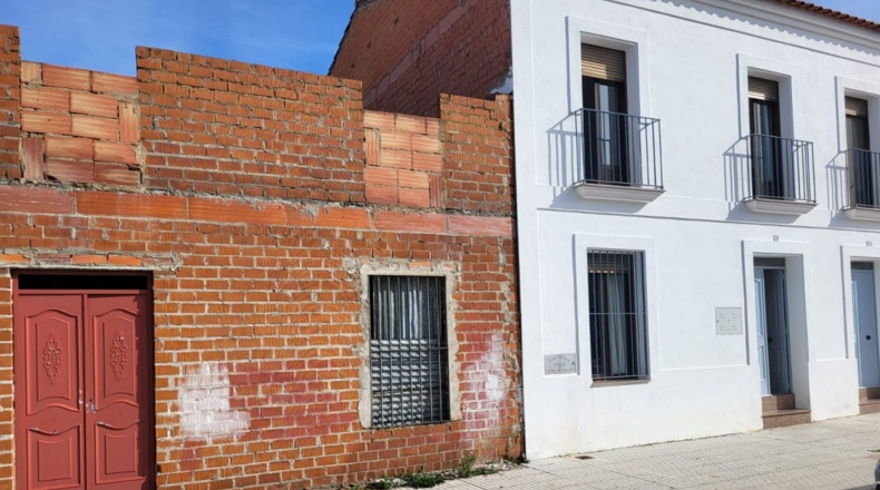 Badajoz - Azuaga - 382m2