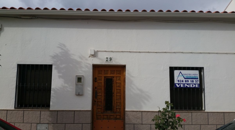 Badajoz - Maguilla - 369m2