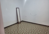 Дом с участком на продажу в городе Гранха-де-Торреермоса. Фото