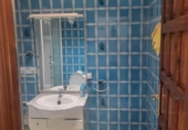 Дом с участком на продажу в городе Гранха-де-Торреермоса. Фото