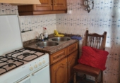 Дом с участком на продажу в городе Гранха-де-Торреермоса. Фото